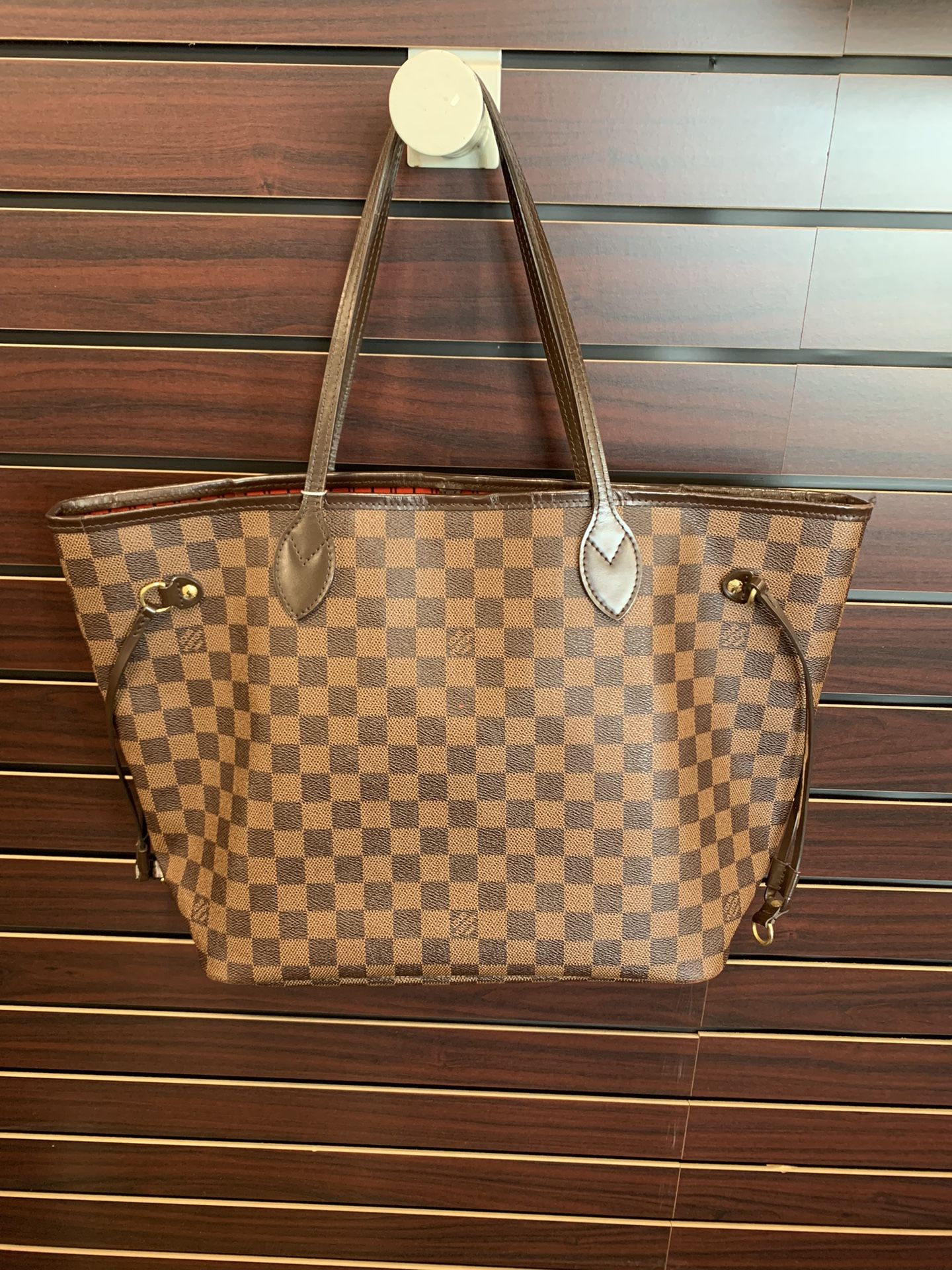 Louis Vuitton Tote Bag for Sale in Southgate, MI - OfferUp