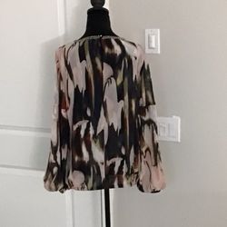 Medium Stylish abstract‑print blouse 