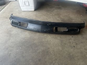 Chevy Silverado lower valence 99-02