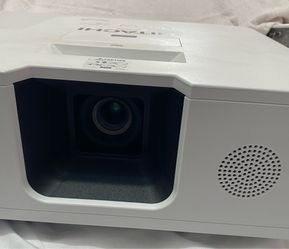 Hitachi Projector CP-WX5505 Pro WUXGA (1920x1200) LCD 5,000 ANSI Lumens