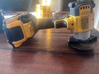 DEWALT Brushless Cordless Angle Grinder