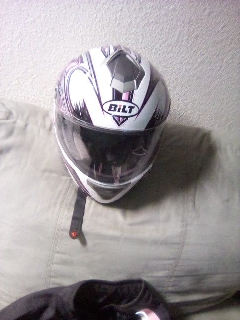 (Bilt Brand)Women's Pink, Black, White Helmet And Matching riding Jacket 
