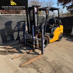 2020 Hyundai 30L-7A LP 3-Stage 6,000 lbs. Pneumatic 4 Way Forklift Double Pallet