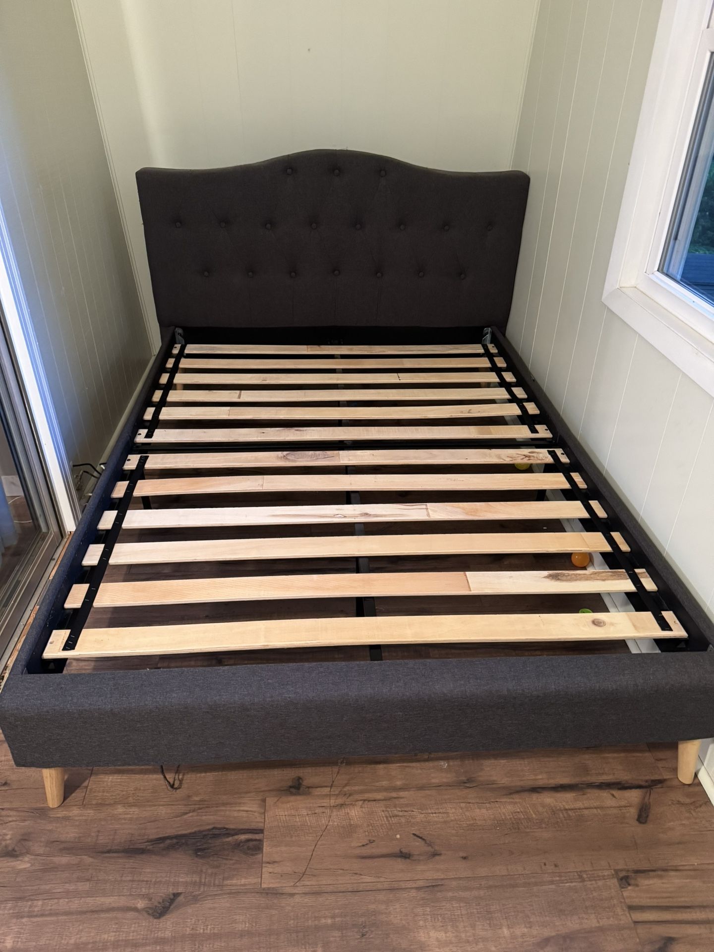 Full Size Bed Frame With Headboard