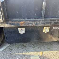 Tools Box Truck 