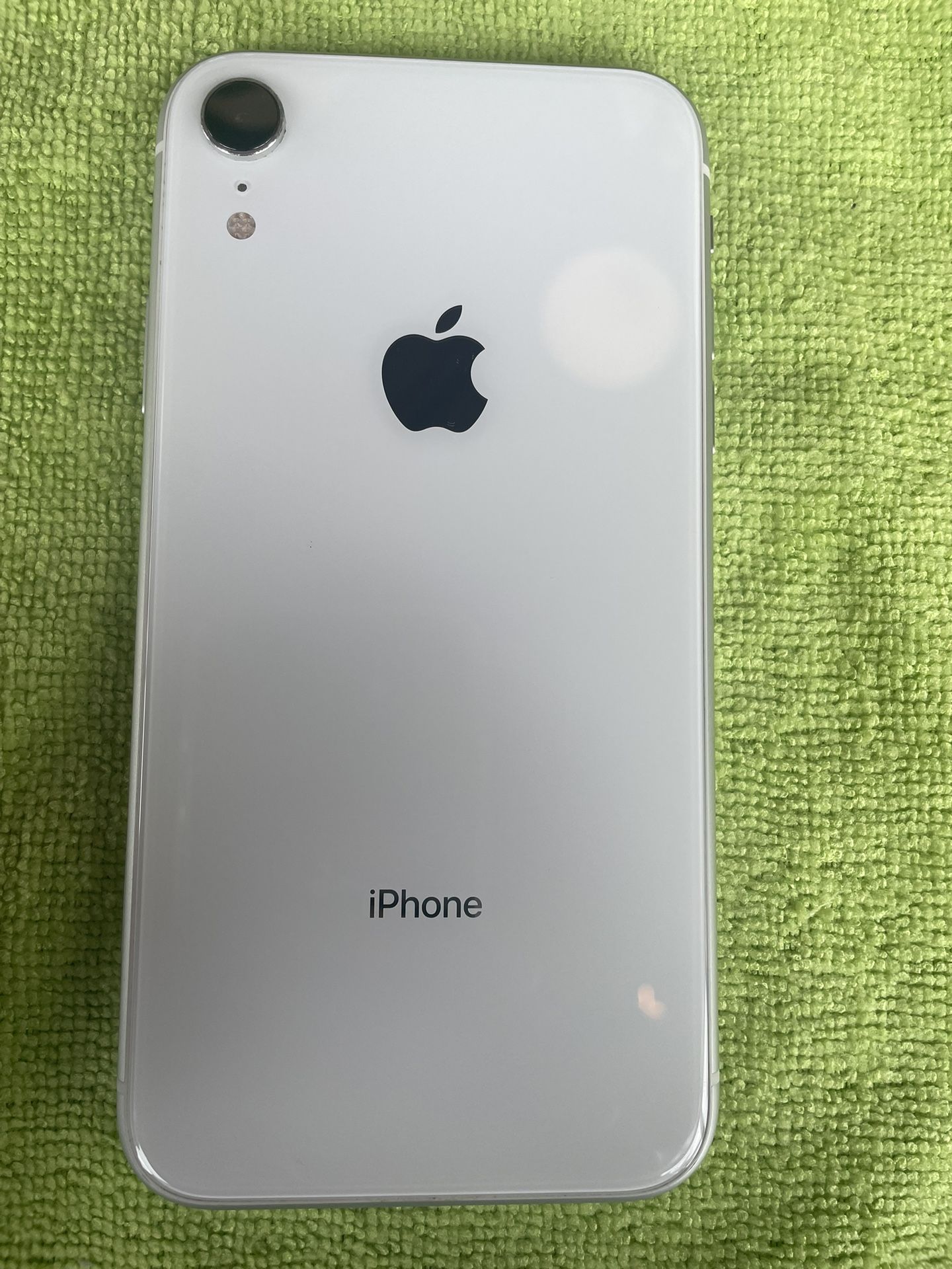 iPhone XR 128gb Unlocked 