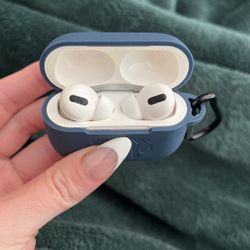 Apple AirPods Pro 2