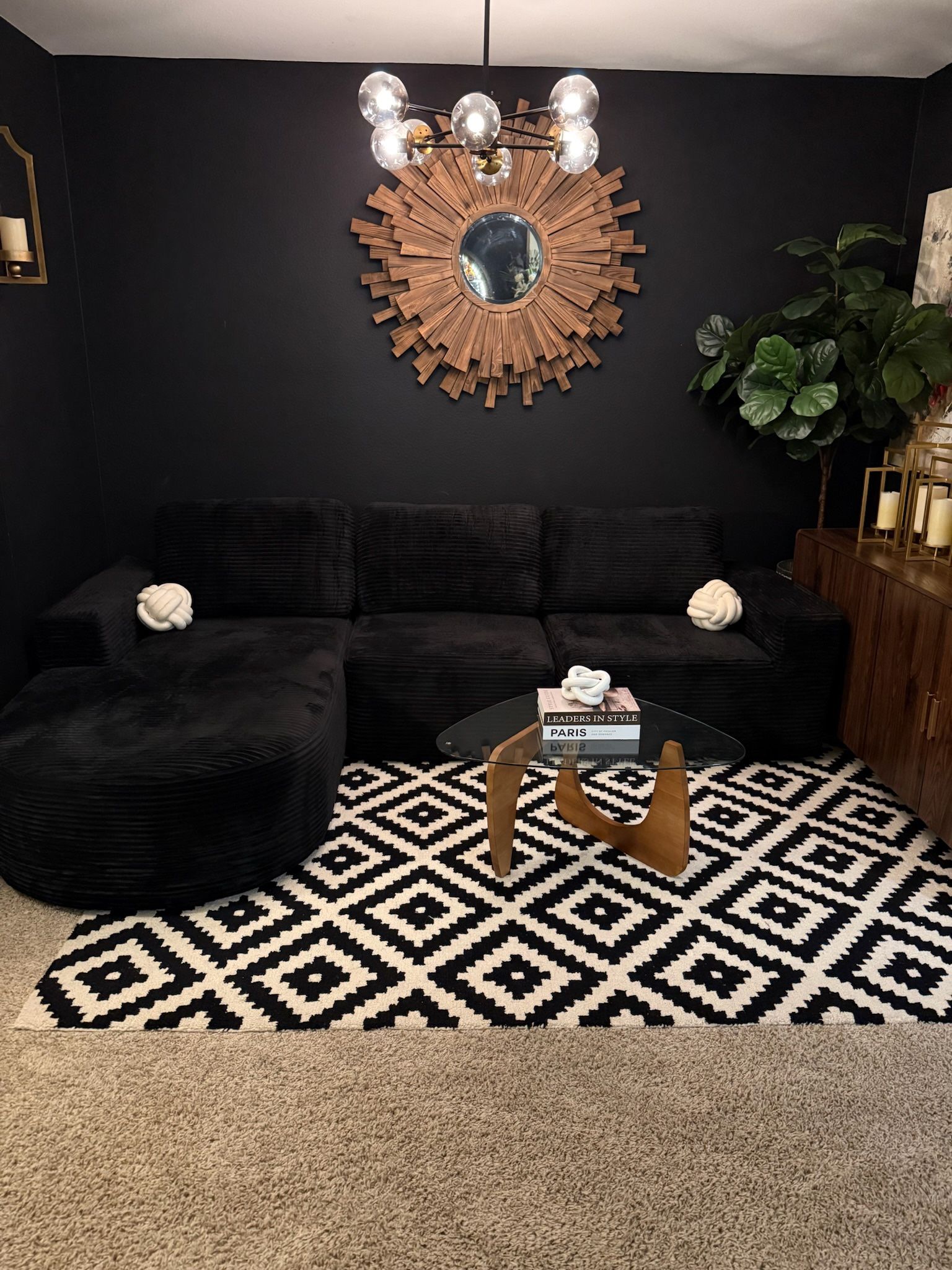 Brand new Modern Modular Set