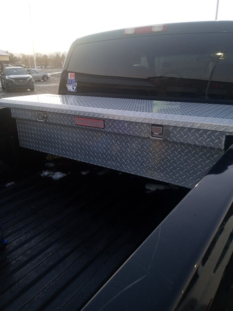 full size pickup truck tool box