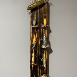 Vintage Fishing Lure Decor 