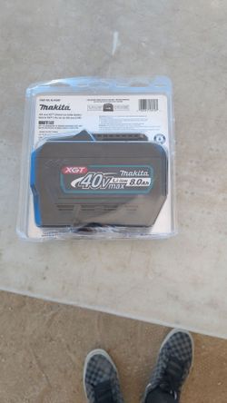 Makita
40V max XGT 8.0Ah Battery