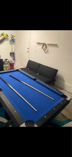 6 ft folding billiard table