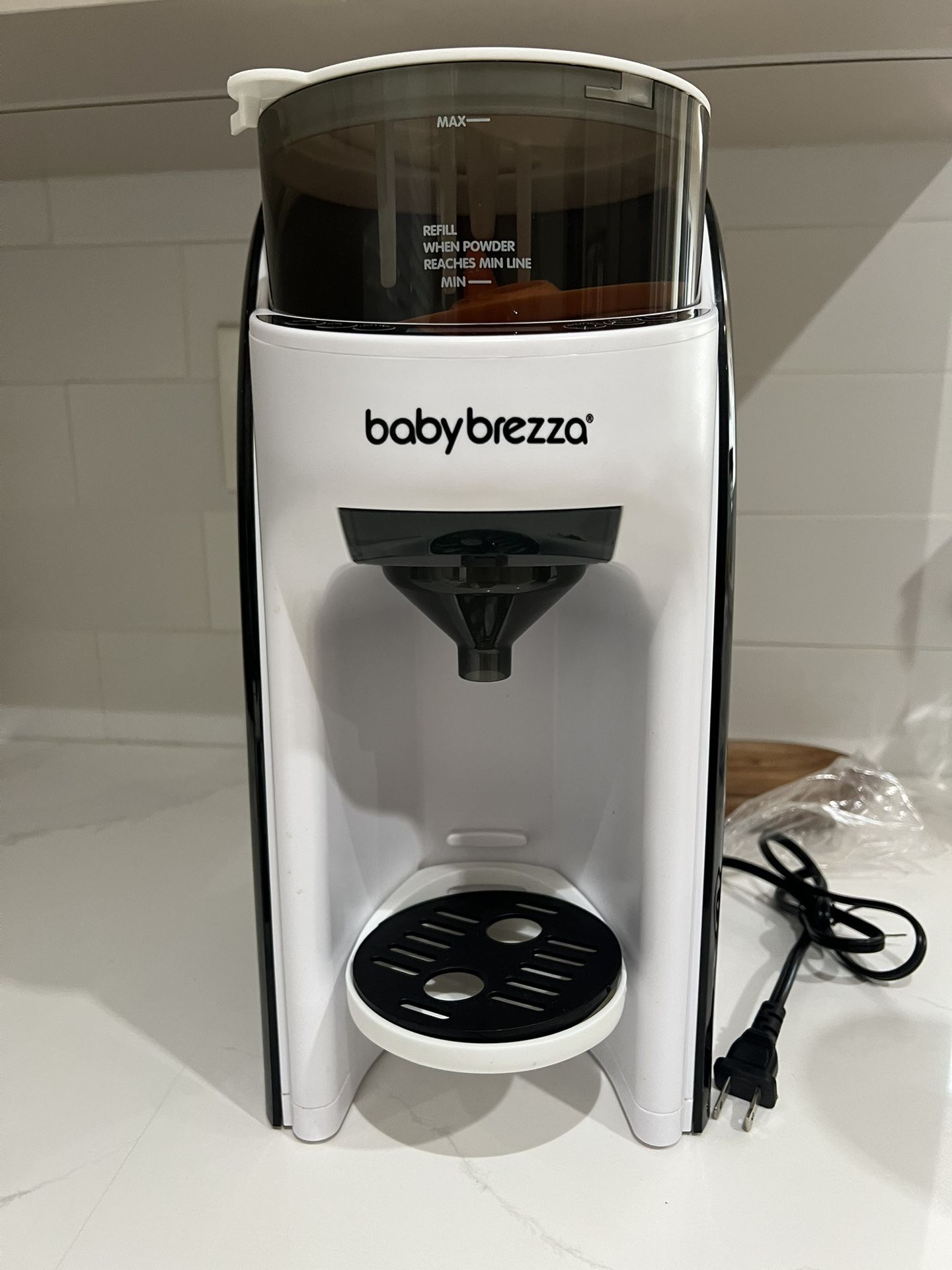 Baby Brezza Formula Dispenser Machine