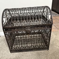 Wrought Iron Barrel Top Steamer Trunk 20 3/8” w x 15 3/4” d x 21” h
