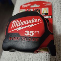 Milwaukee 35 Ft Wide Blade