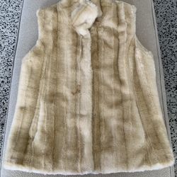 $7.00 Women Smooth Fur Vest