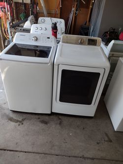 Samsung WASHER AND ELECTRIC DRYER Large Capacity
