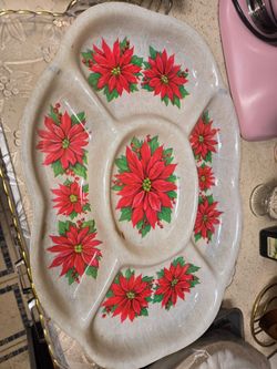 Vintage Christmas plates