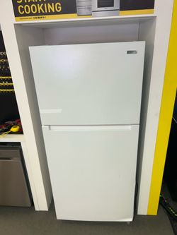 Vissani Top Freezer Refrigerator!