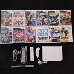 Nintendo WII and 12 Games