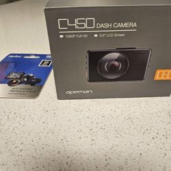 C450 Dash Camera W/ 32GB Memory Card