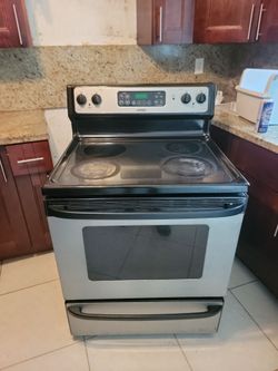 Hotpoint stove