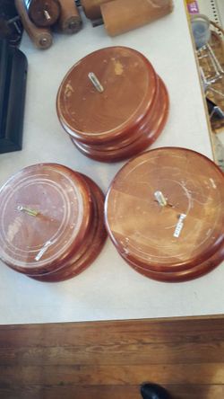 3 round furniture legs 8x3 ea.