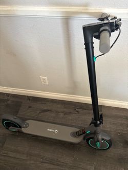 28MPH Max Speed D8 Pro Electric Scooter