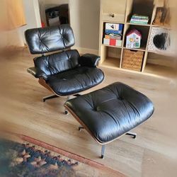Eames Herman Miller Rosewood Lounge Chair 