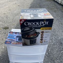  Crockpot With Recipe Book