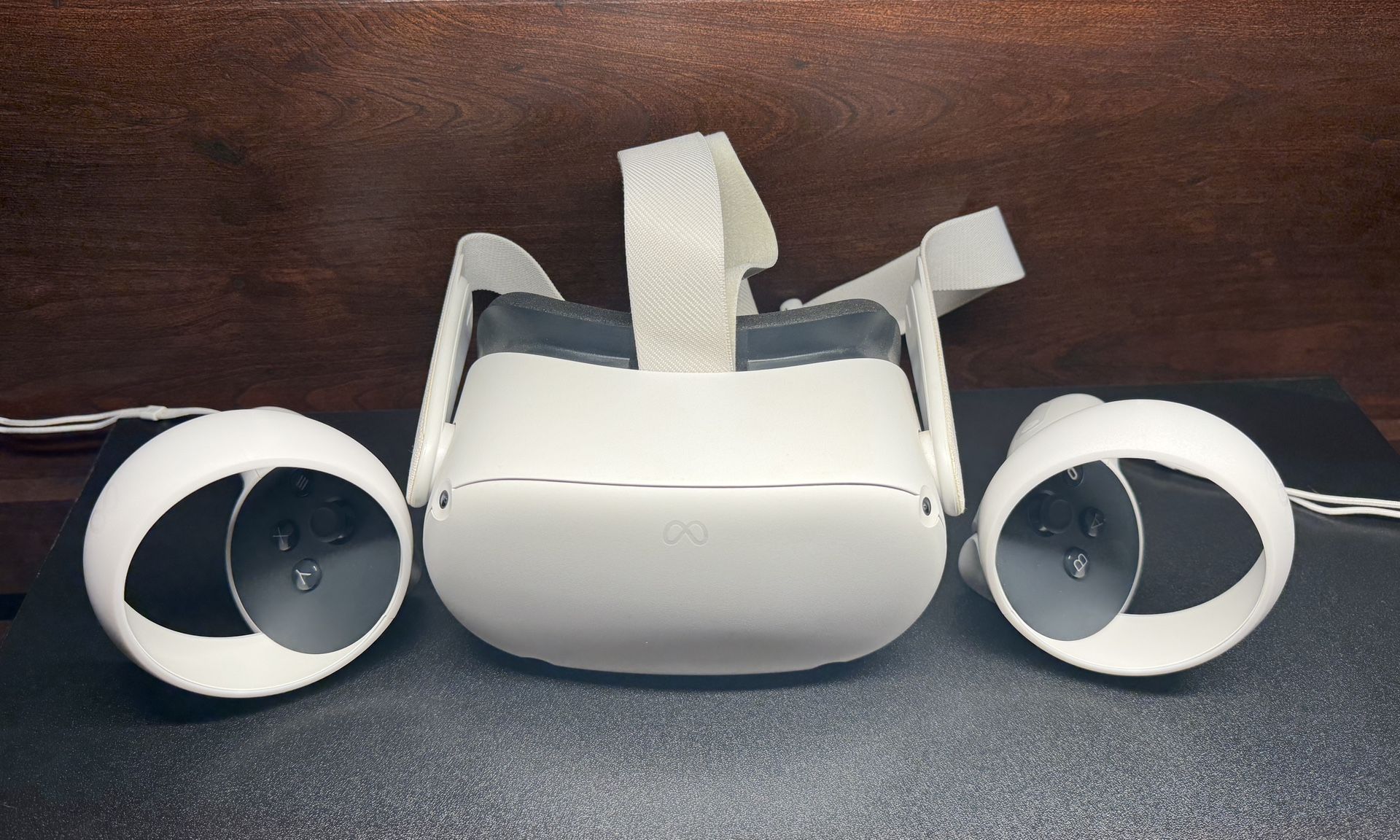 Meta Oculus Quest 2 VR Headset