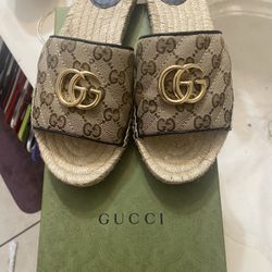 WOMEN'S GG MATELASSÉ CANVAS ESPADRILLE SANDAL