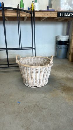Wicker basket
