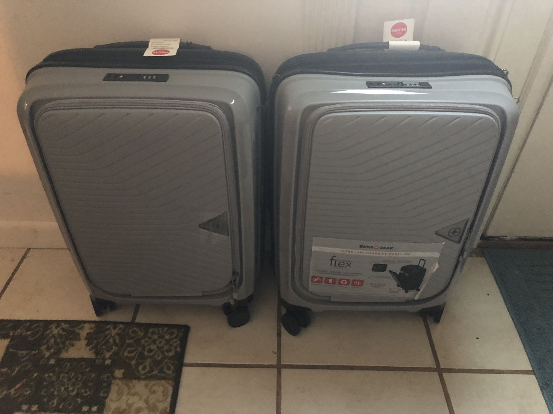 2 luggage 20inch NEW PRICE FIRM