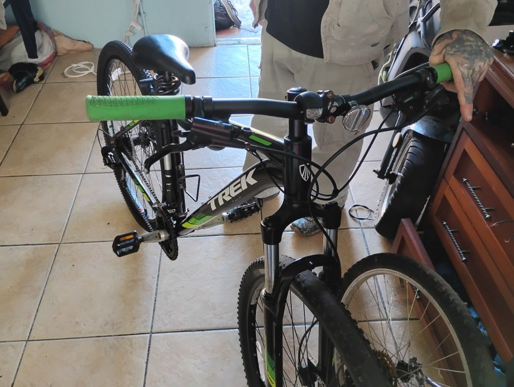 Trek Mountain Bike