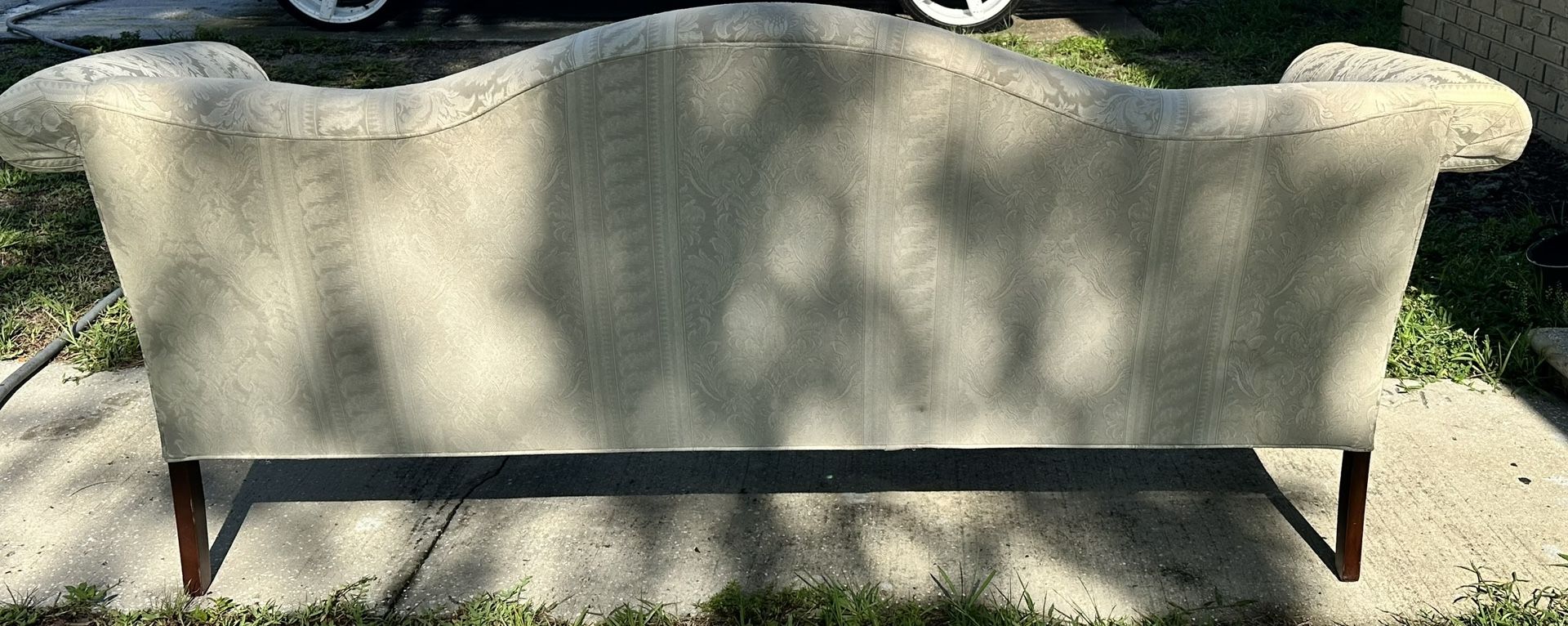 Ethan Allen Queen Anne Camelback Sofa Antiques