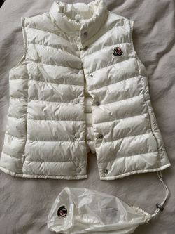 Girls Moncler White Longue Saison Puffer Vest