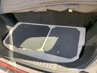 Nissan cube 2009 box for rear never used