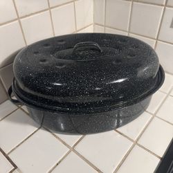 Granite Ware 18" Oval Roaster with Cover, Large Non-Stick Porcelain Enamel Roasting Pan, Even Heating, Dishwasher Safe, Durable Carbon Steel