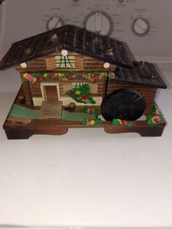 Vintage wooden jewelry box