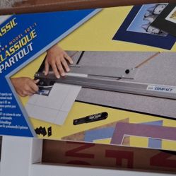 Compact Mat Cutter For Framing 