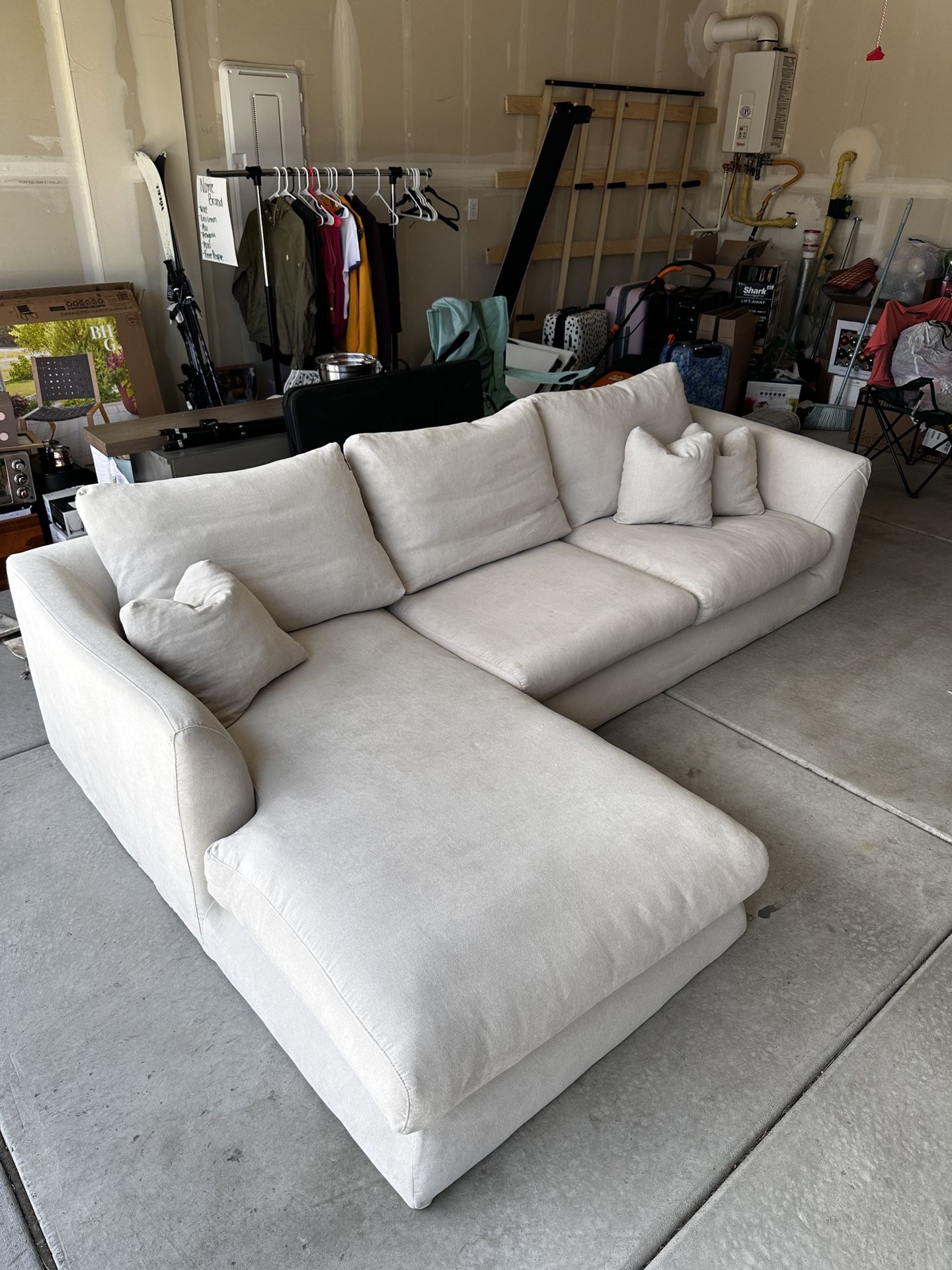 Mario Capasa 2pc Beige Sectional w/ Chaise 110inch