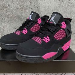 Jordan 4’s Pink Thunder 