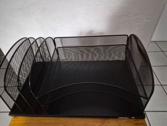 Organizar with USB port