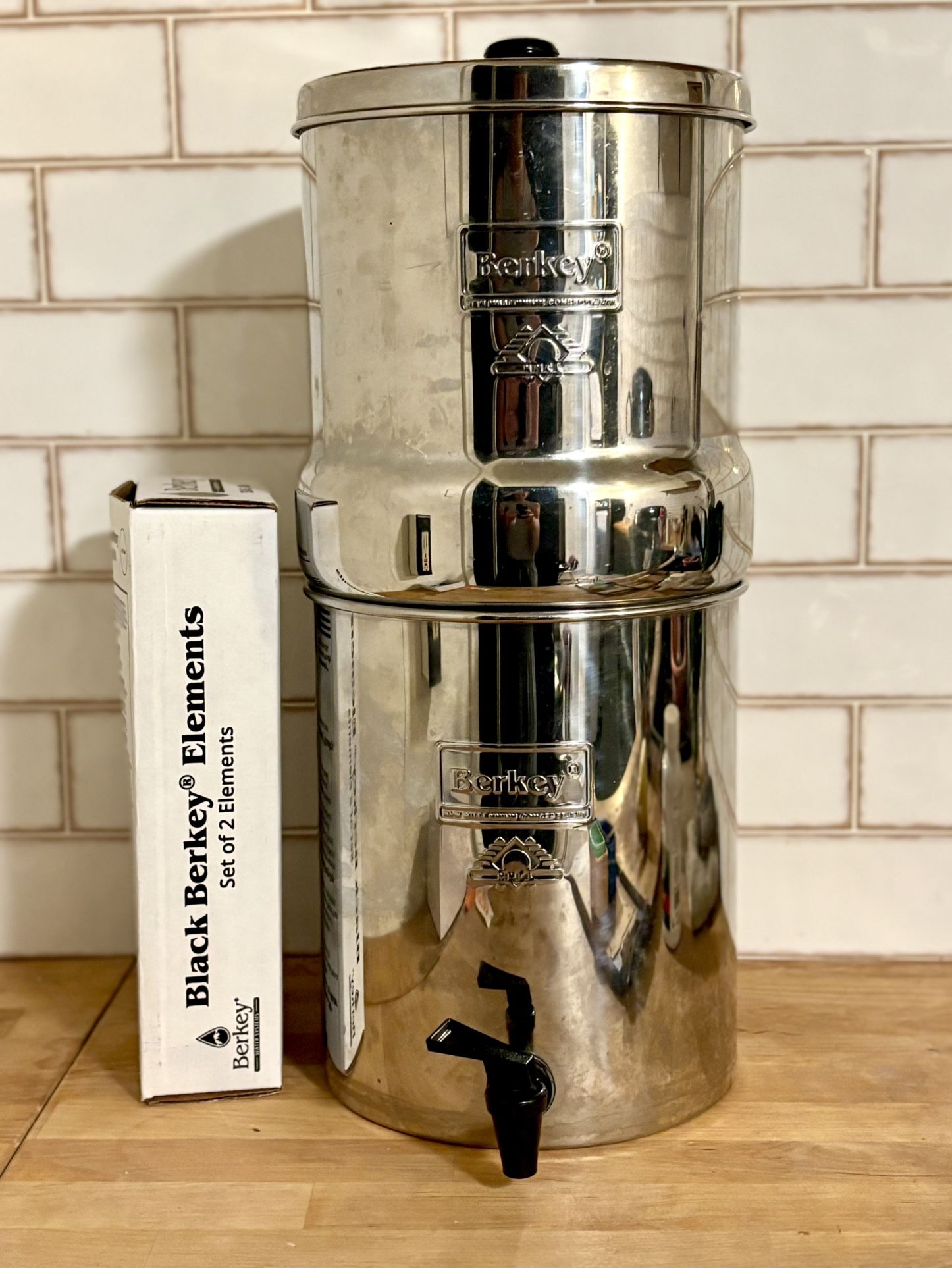 Berkey Water Filter With All Parts And Filters