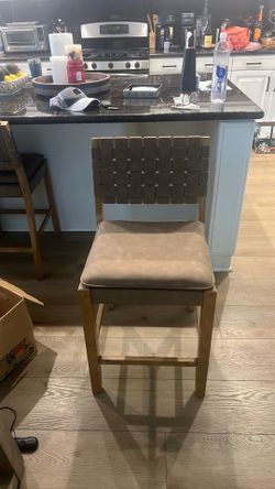 3 Barstools