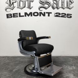 Takara Belmont Elegance 225 Barber Chair – Excellent Condition