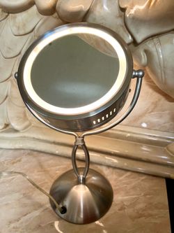 Table Mirror / Touch Light / Lamp Lighted Magnifying.