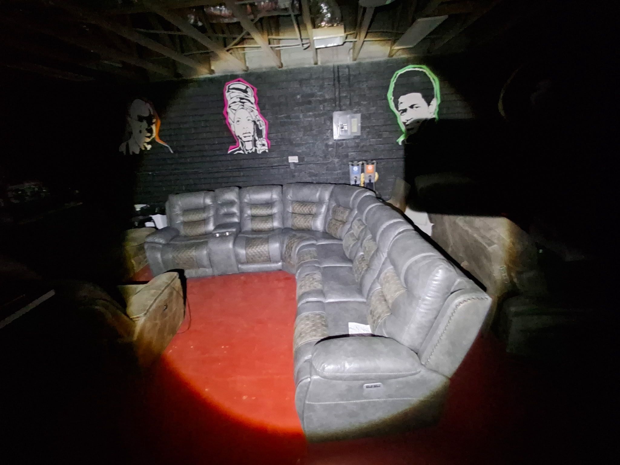 Couches And Love Seats 