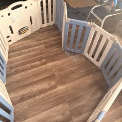 Baby Gate Play Area 